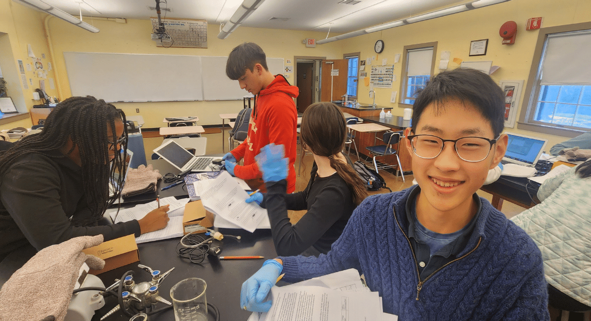 Honors Chem Gathers Data, Experiments with Gas Laws